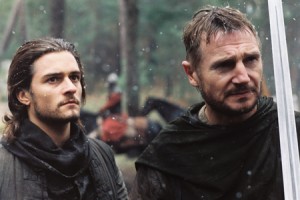 Orlando Bloom and Liam Neeson in Kingdom of Heaven. Father and son bonding moment. Cool for Bloom. Those sword-fighting lessons from Pirates of The Carribbean must have come in handy.